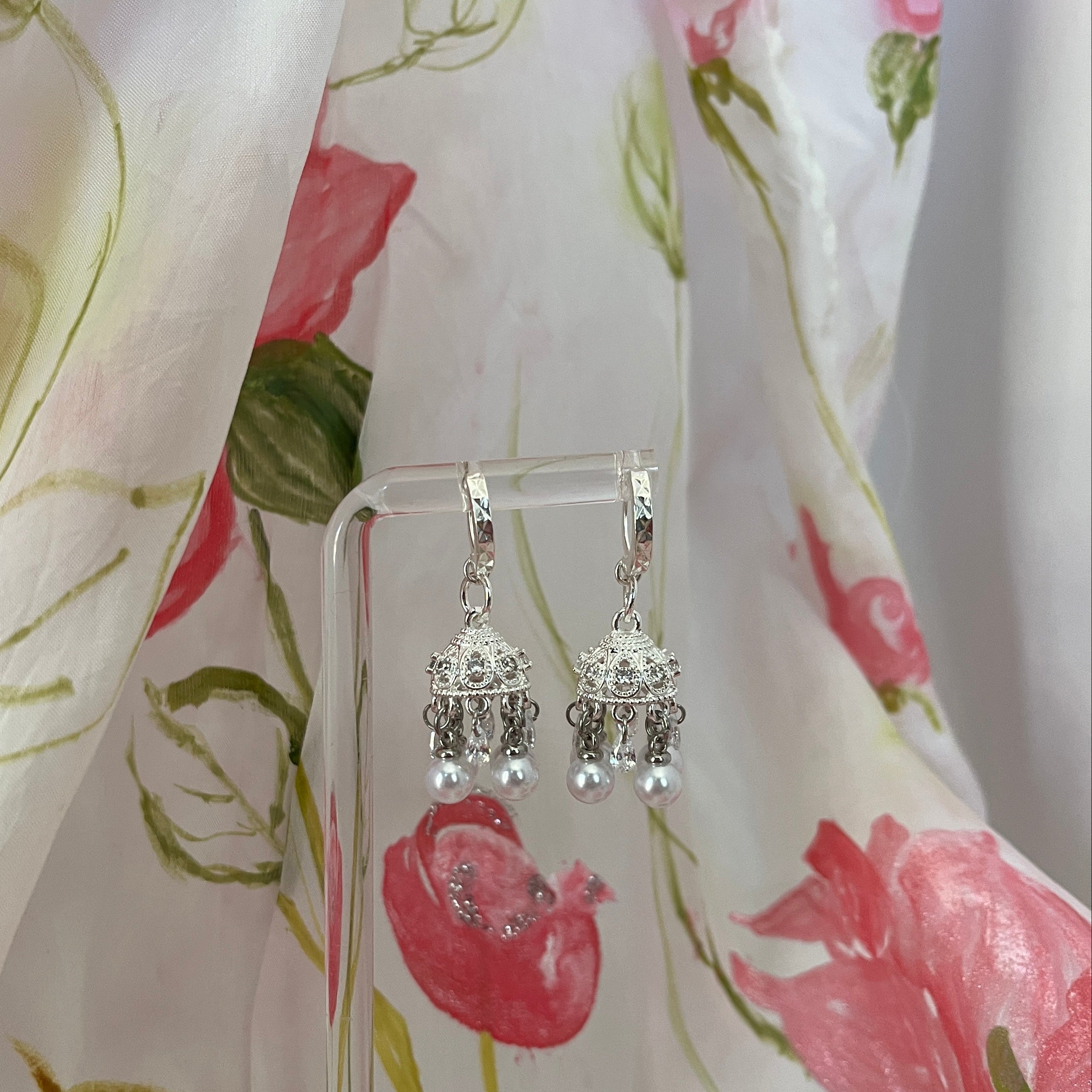 Chandni Hoops